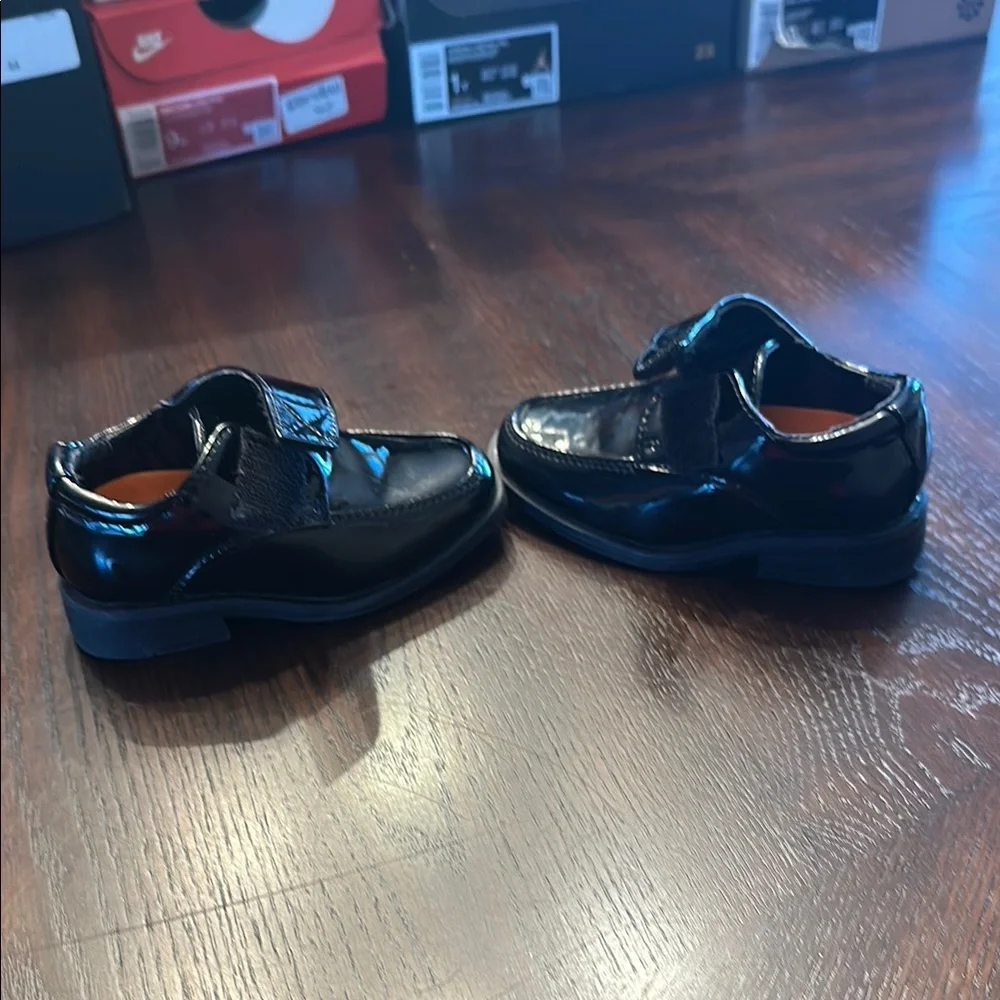 Kids Black Patent Leather Mary Jane Dress Shoes Hook & Loop Size 5C